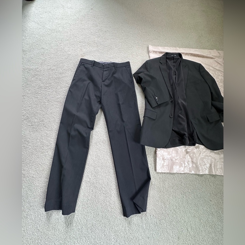 Gap suit set
